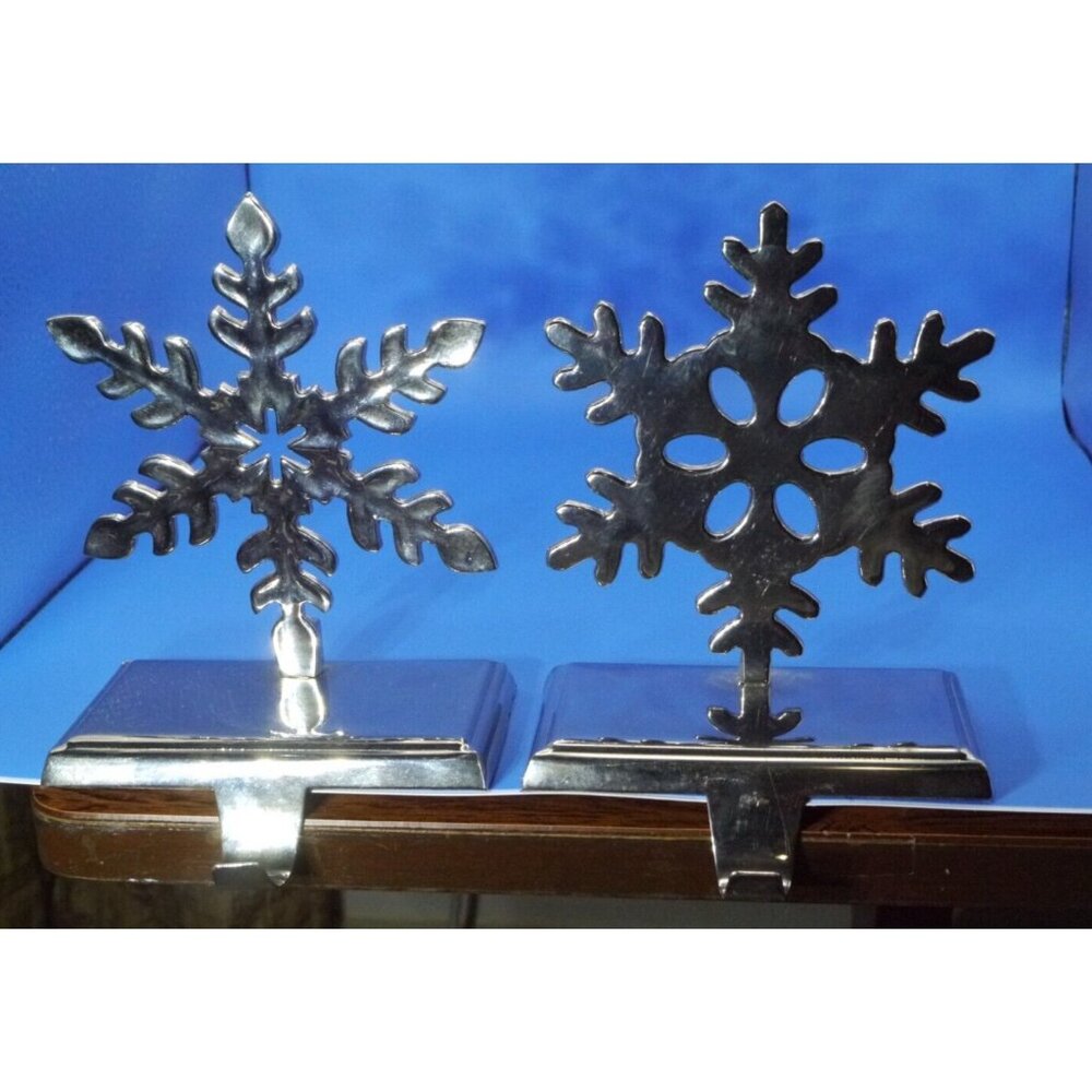 2 Pack 3D Snowflake Christmas Stocking Holders Metal Mantel Silver Tone Unique
